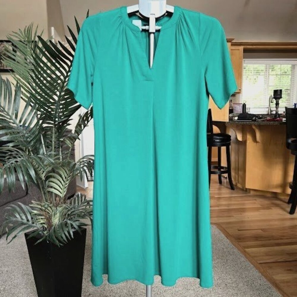 NWT J Jill sz small  banana leaf green shirred dress - Picture 2 of 4